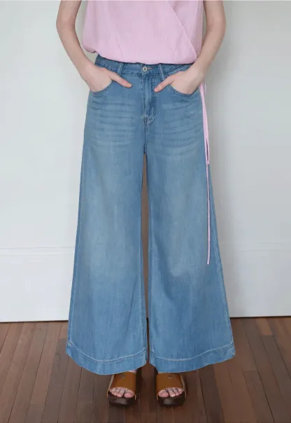Women’s High Waist Wide Leg Jeans