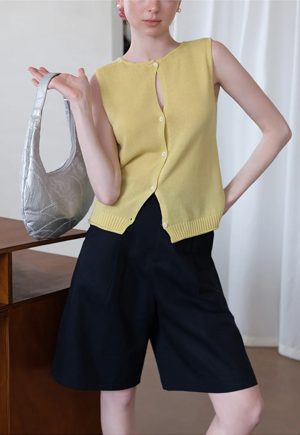 Women's Sleeveless Knit Tank Top