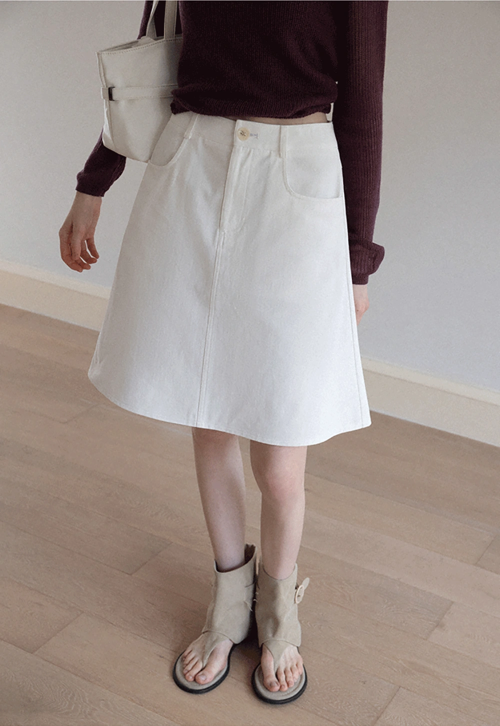 Women's A-Line Mini Skirt with Pockets