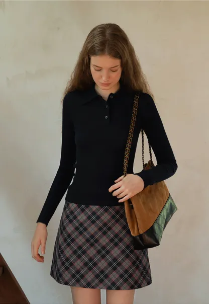 Ribbed Knit Collared Pullover Top