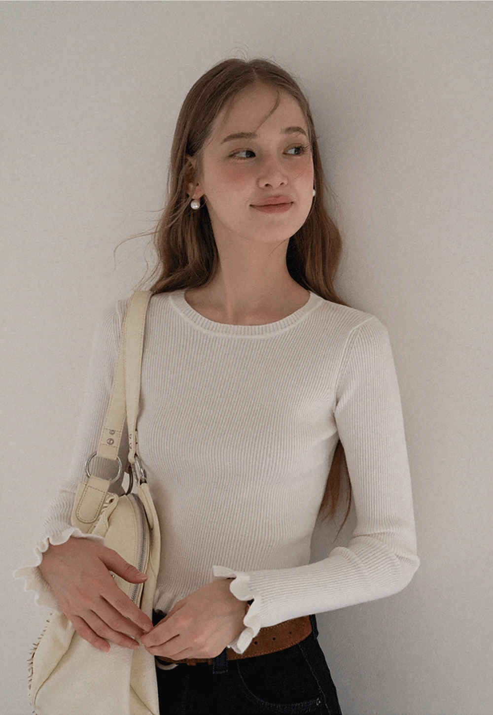 Women Minimalist Knit Long Sleeve Slim Fit Sweater