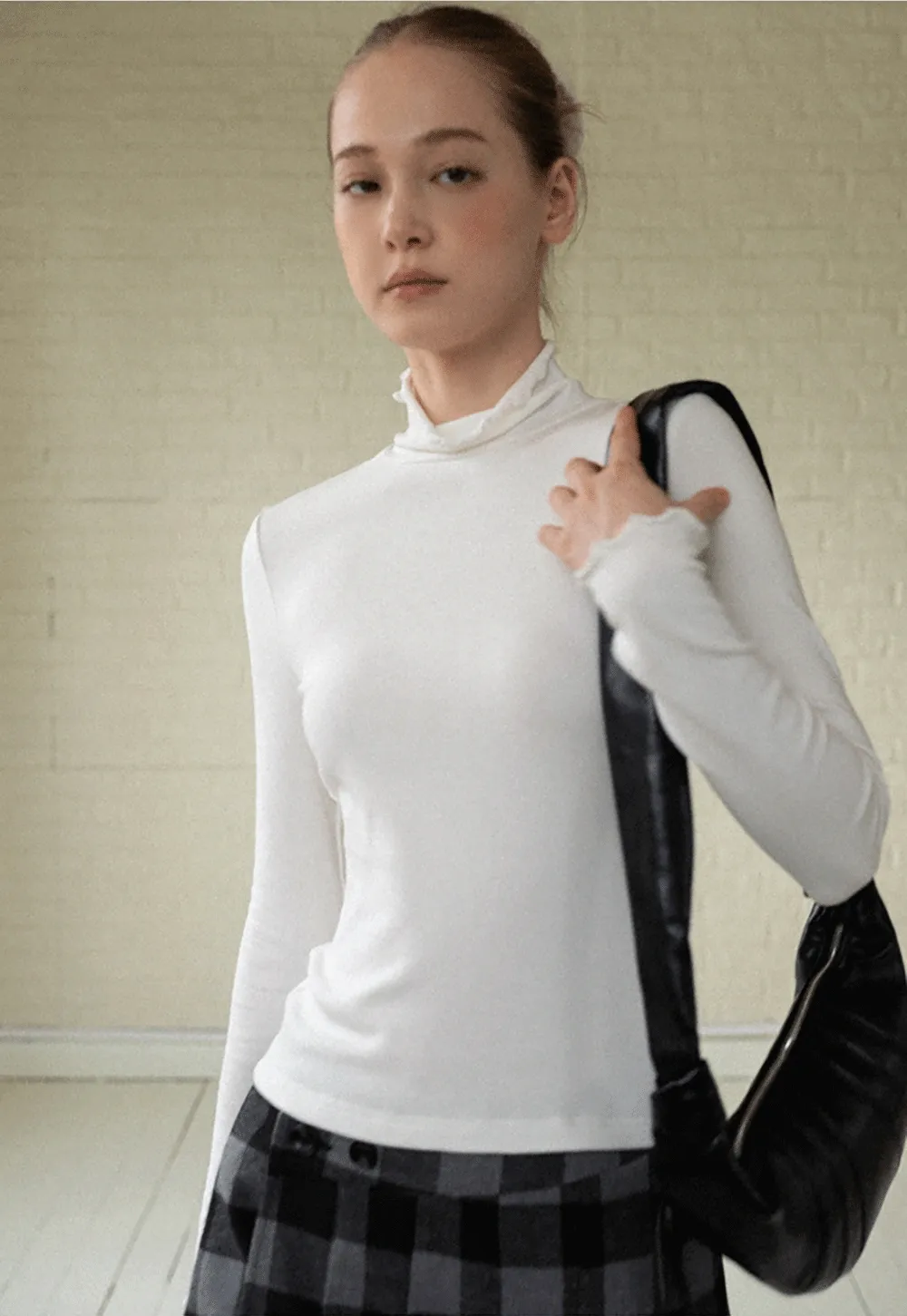 Women’s White Long Sleeve Turtleneck Top