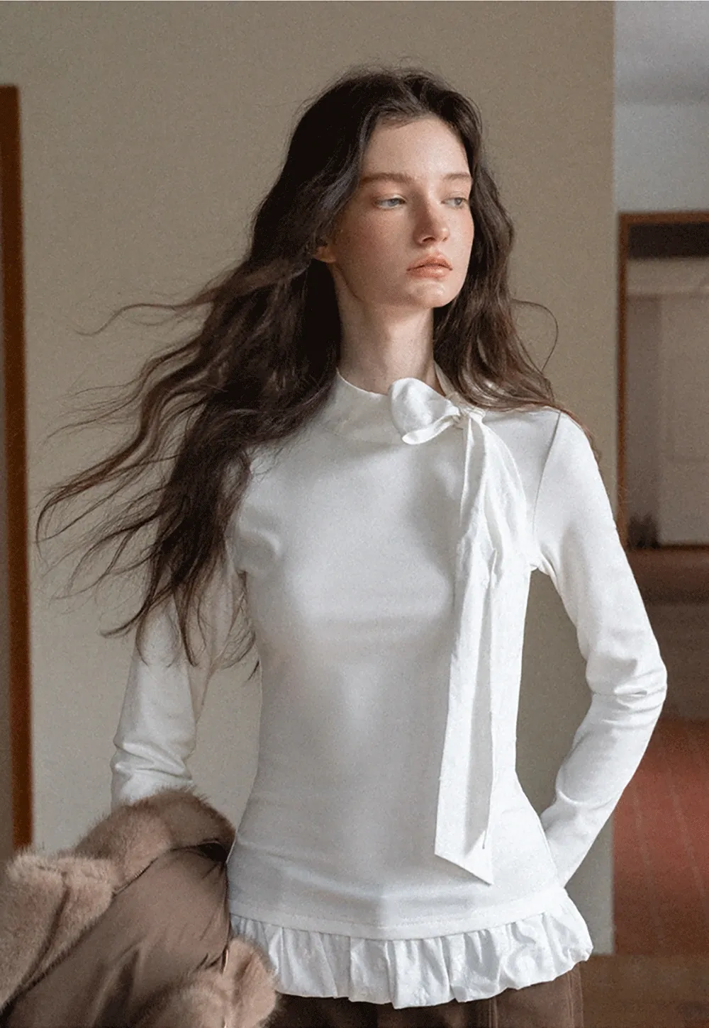 Fashionable White Long Sleeve Tee