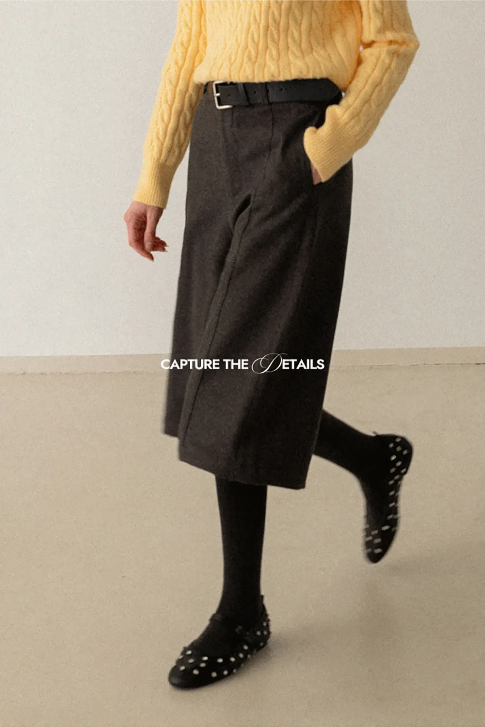 Elegant Woolen Three-Quarter Pants