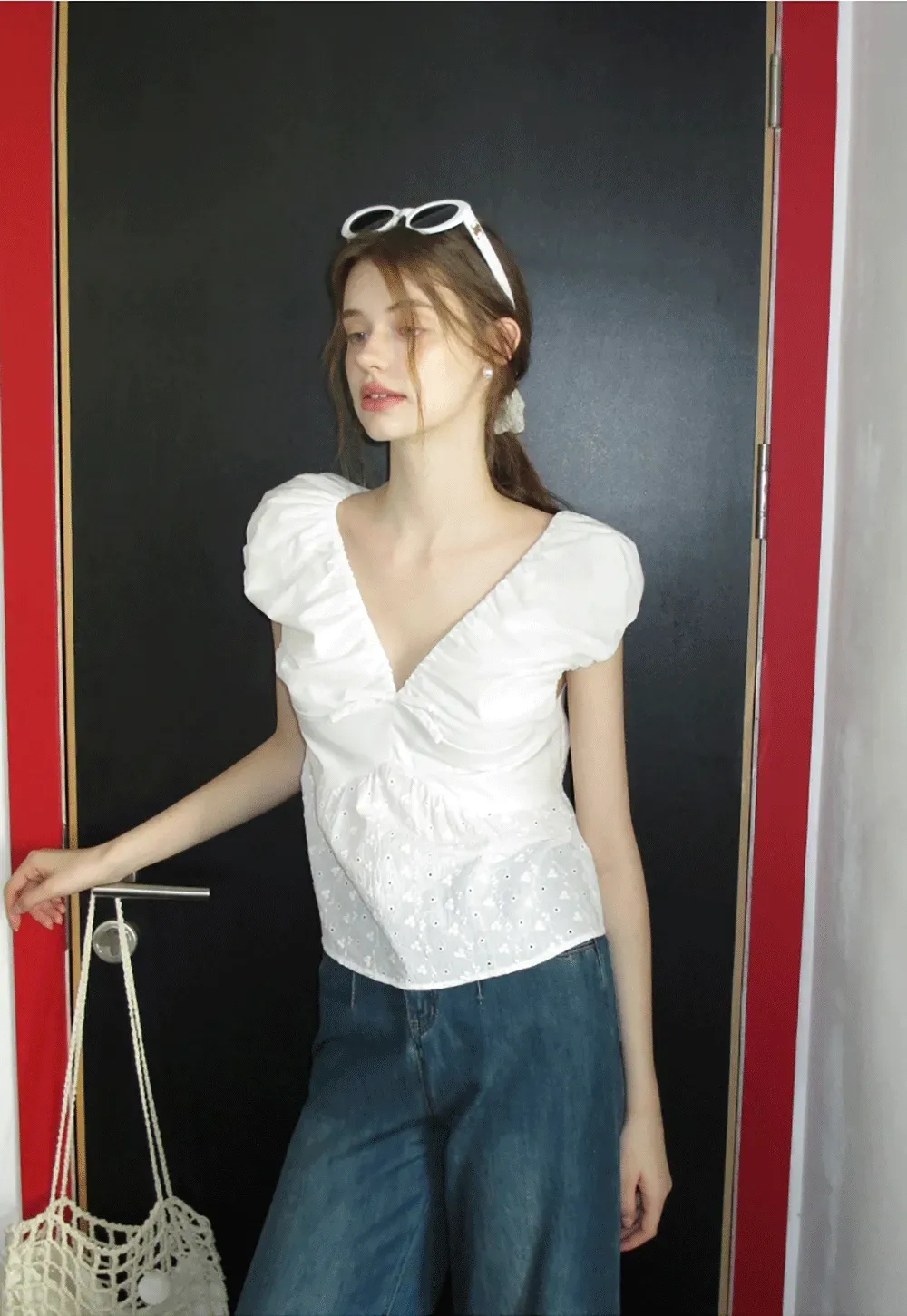 Ruched Sleeveless Lace Trim Top