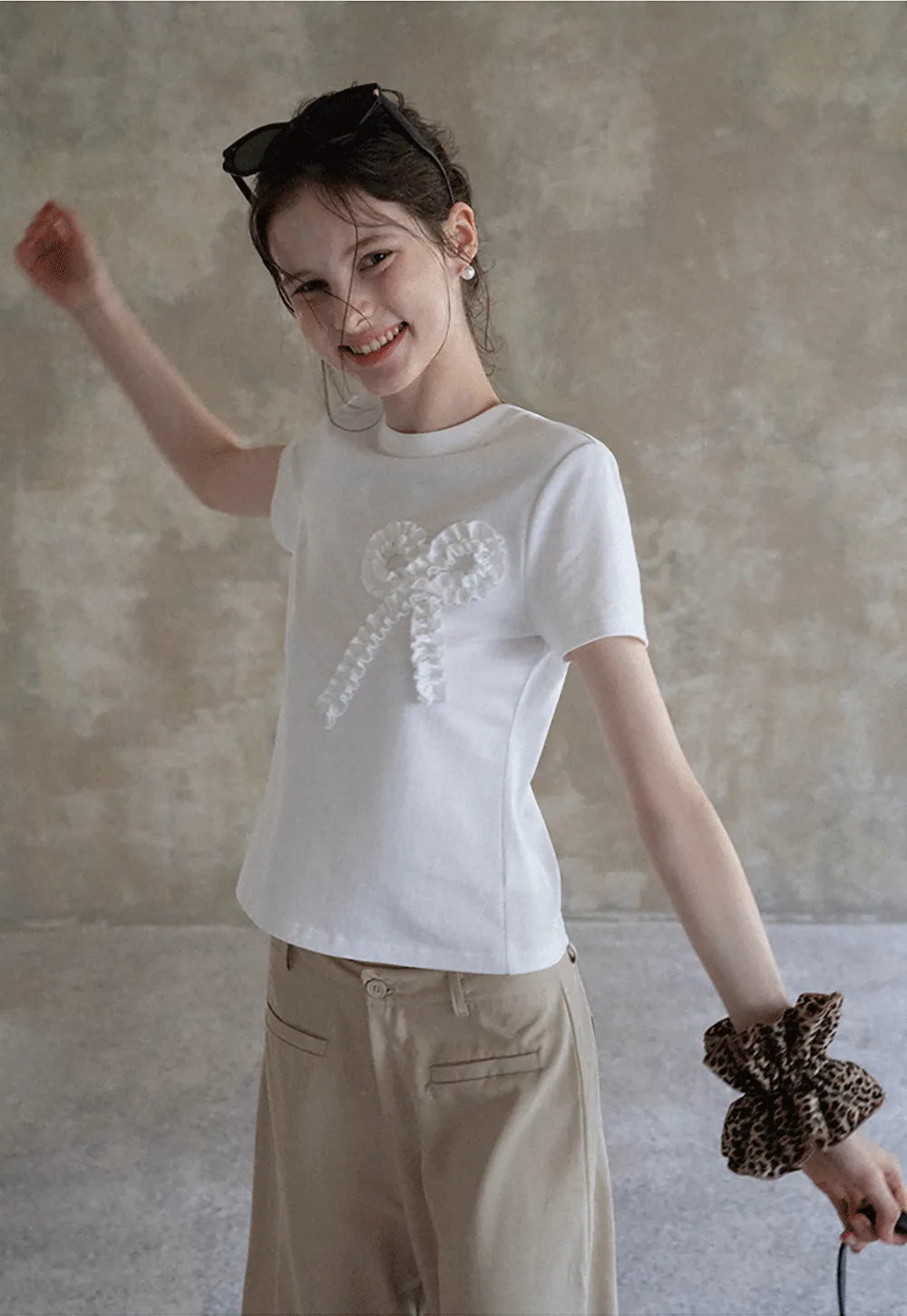 Women's Ruffled Bow Appliqué Cotton T-Shirt
