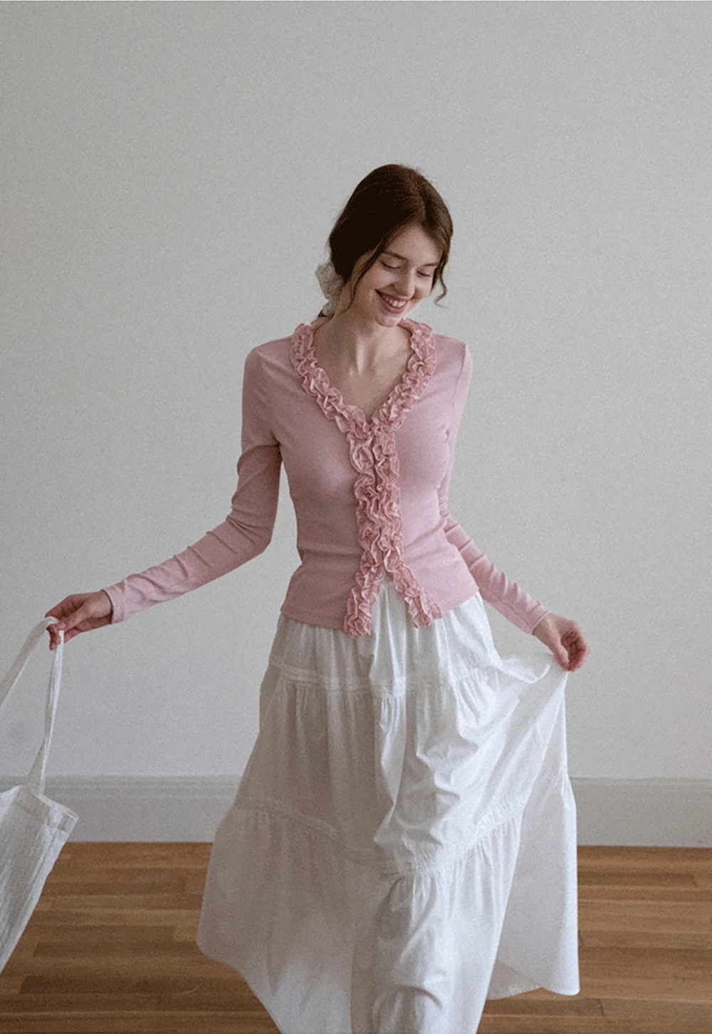 Women's Ruffle Trim V-Neck Long Sleeve Tee