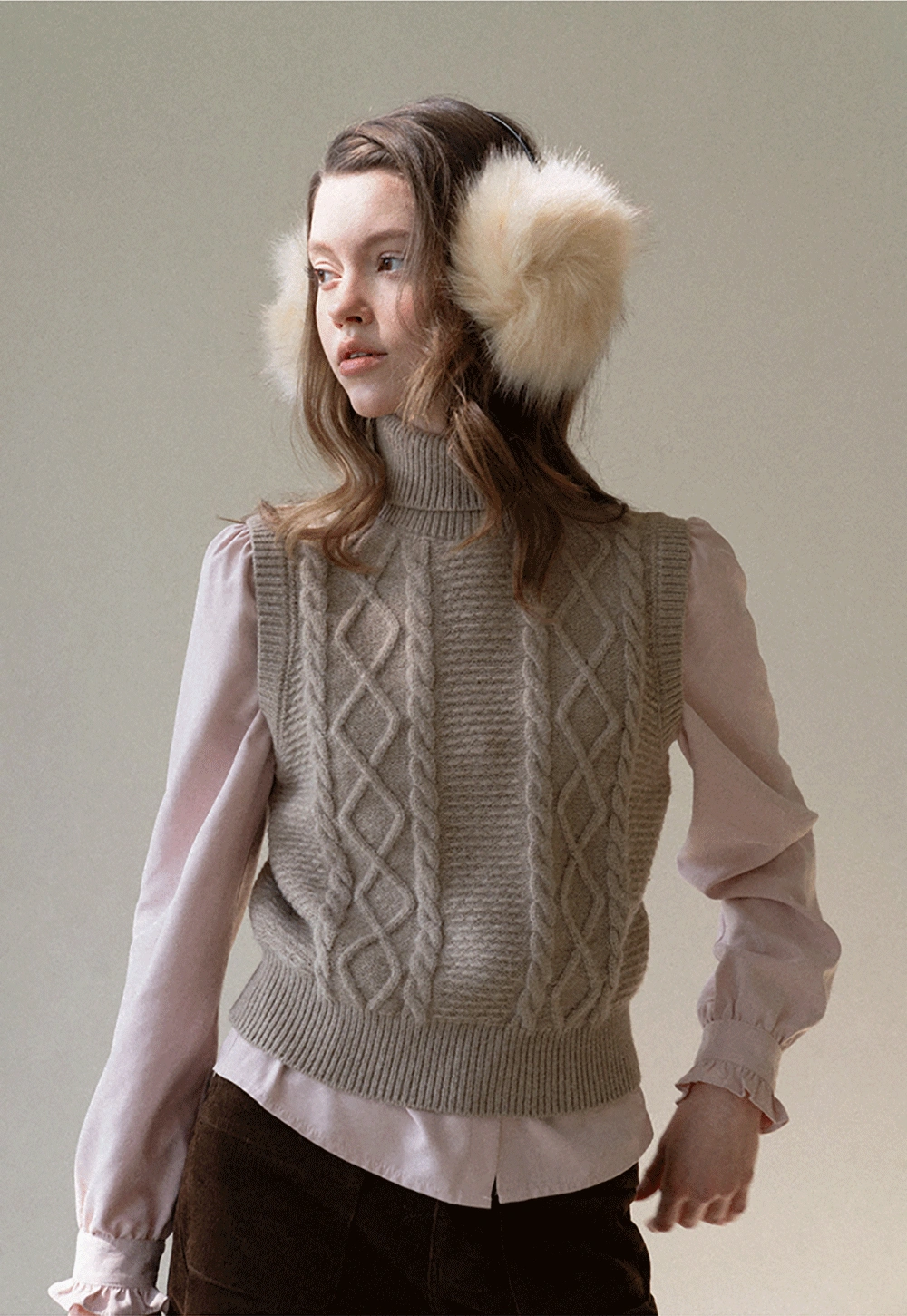 Cable Knit Sleeveless Turtleneck Sweater