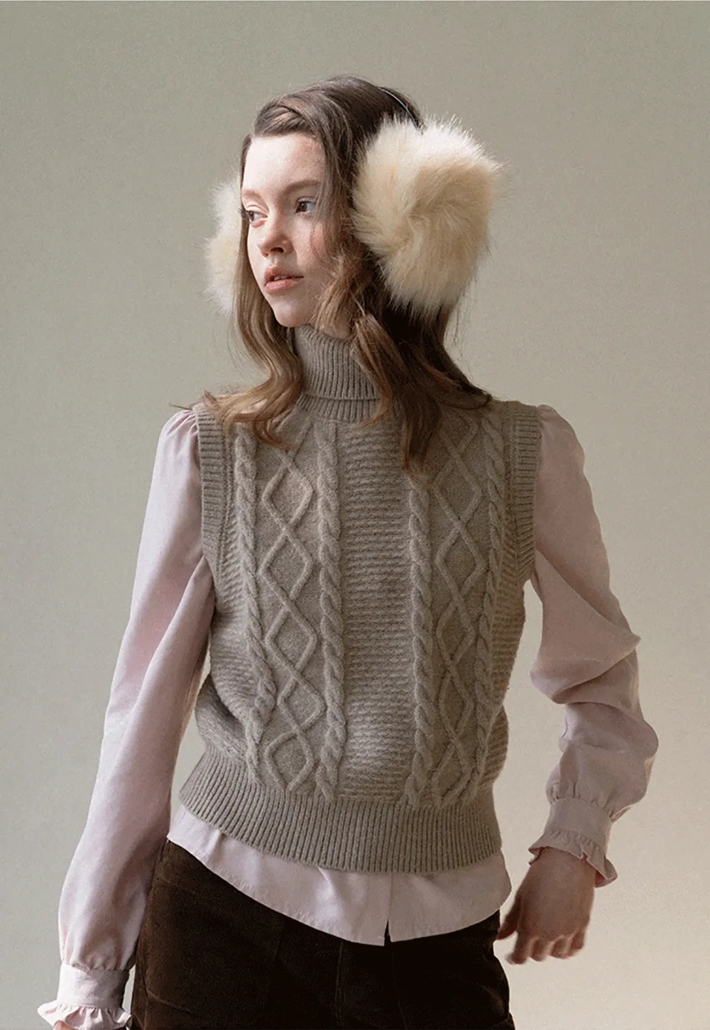 Cable Knit Sleeveless Turtleneck Sweater