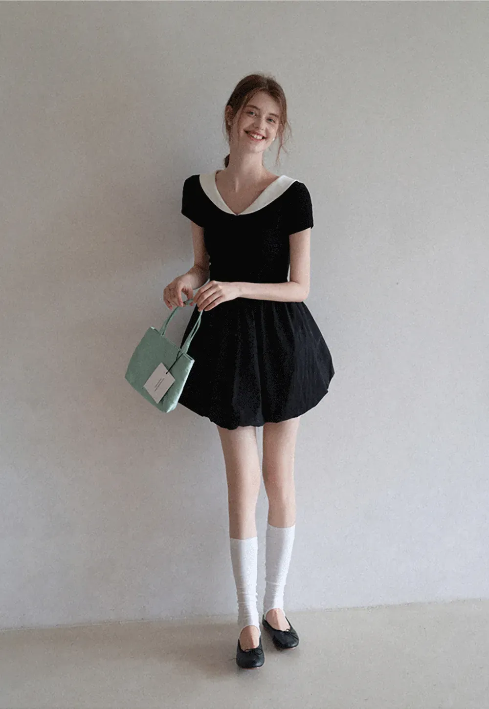 Contrast Collar Puff Sleeve Mini Dress