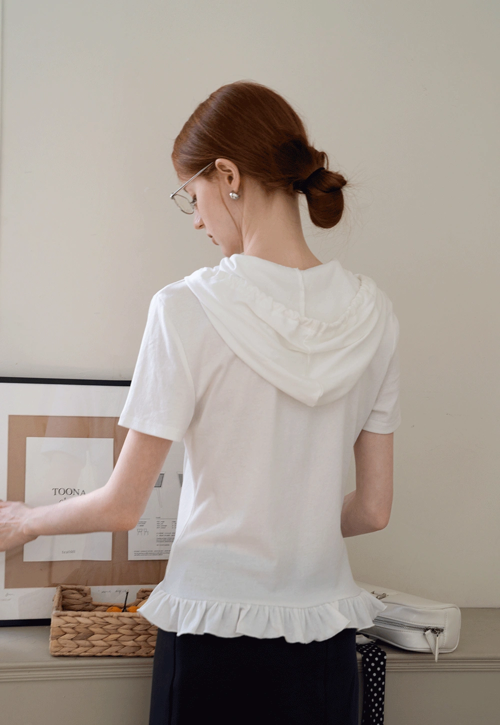 Women’s Zip-up Hoodie with Ruffled Hem