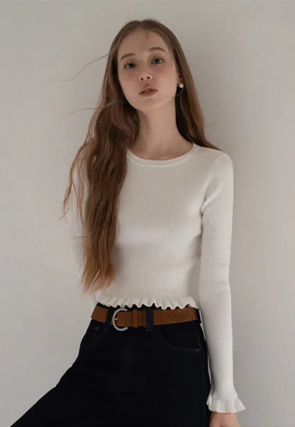 Women Minimalist Knit Long Sleeve Slim Fit Sweater