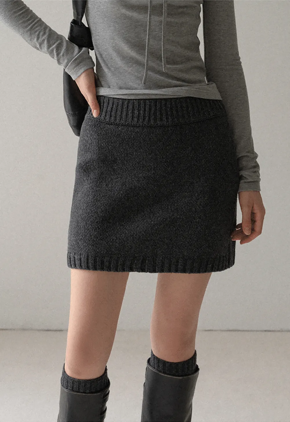 Ribbed Knit Mini Skirt