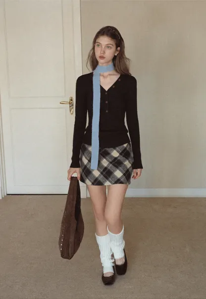 Womens Ribbed Long Sleeve V-Neck Button Top