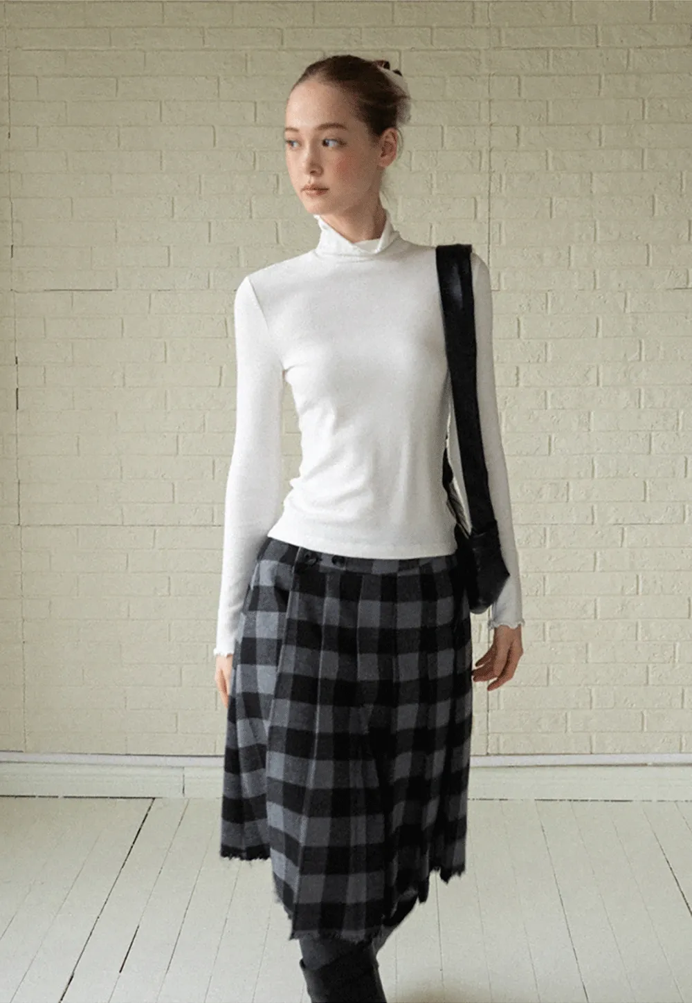 Women’s White Long Sleeve Turtleneck Top