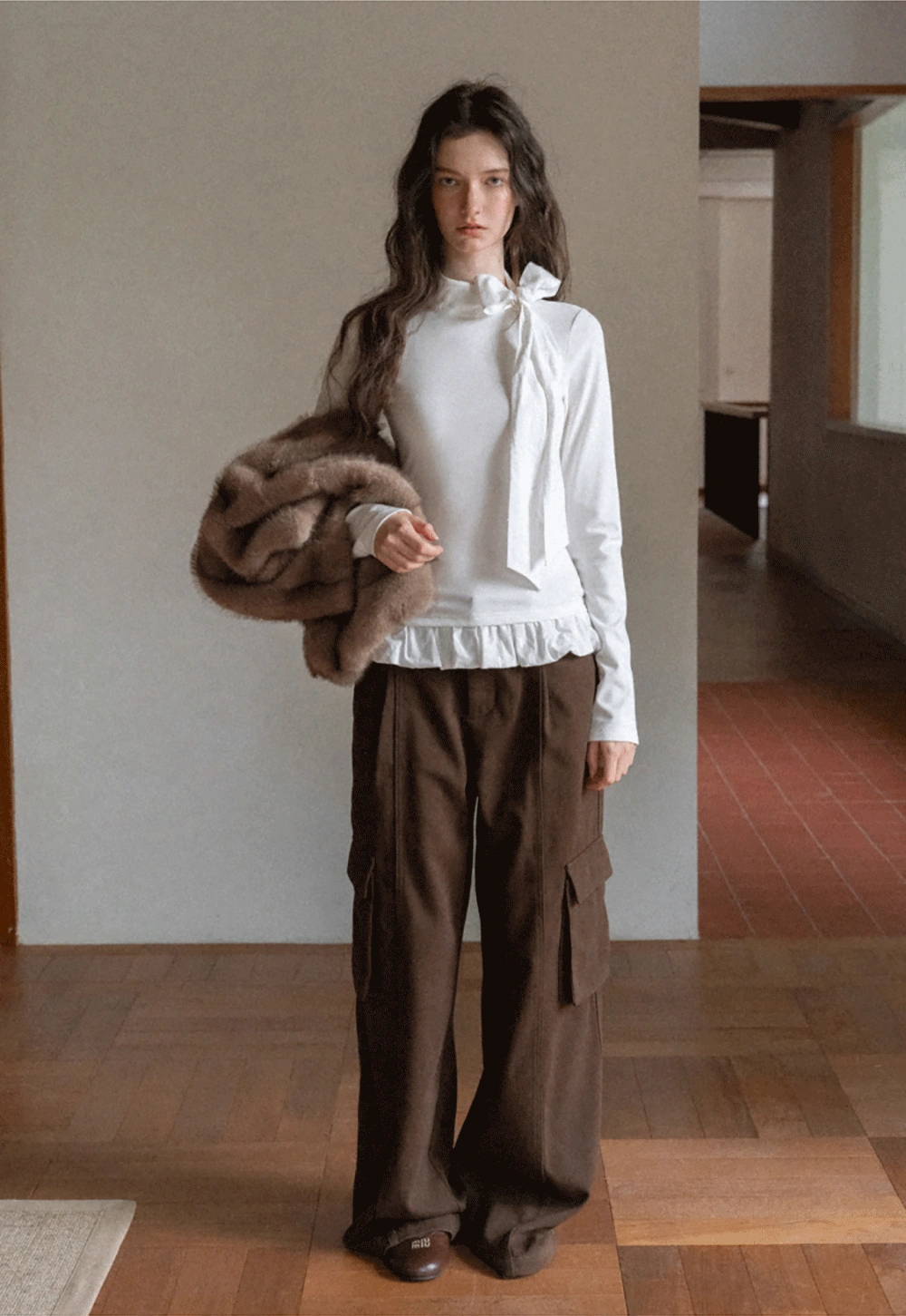 Fashionable White Long Sleeve Tee