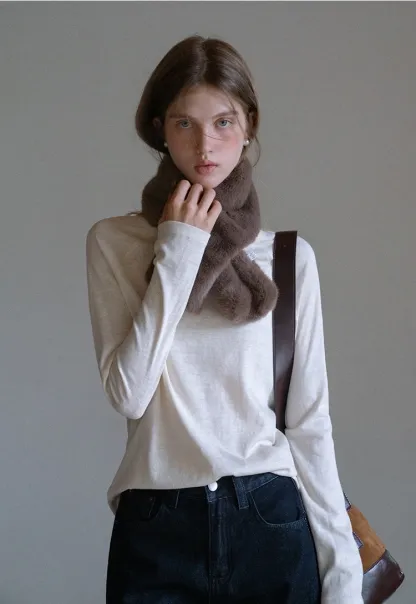 Women’s Basic Crew Neck Long Sleeve Tee