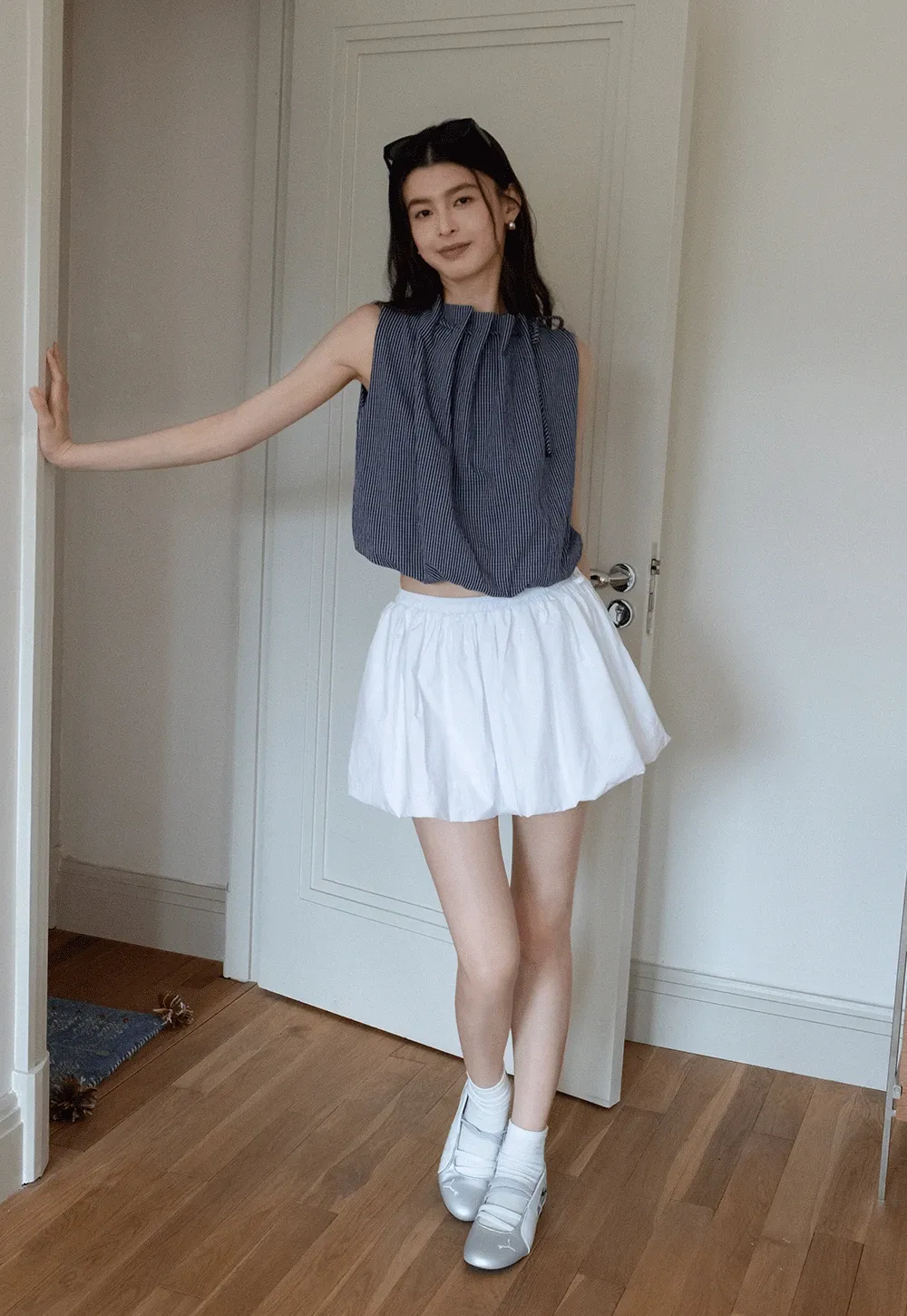 Women’s Gingham Tie-Neck Sleeveless Top