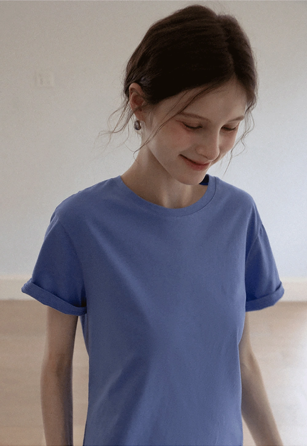 Women's Basic Crew Neck Cotton T-Shirt