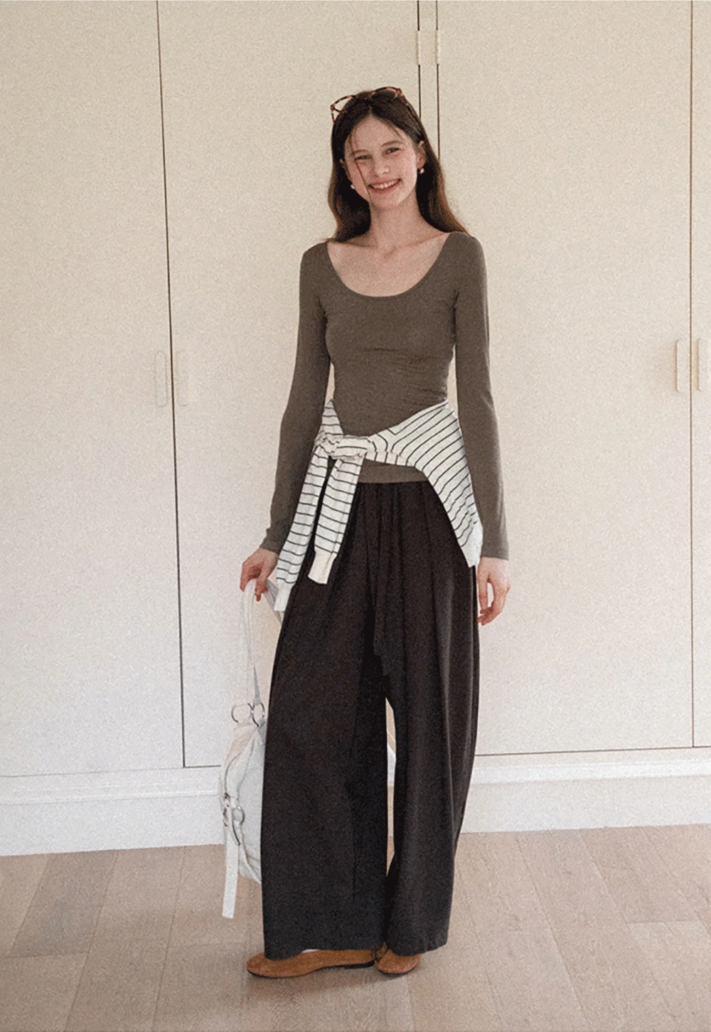 Women's Scoop-Neck Long-Sleeve Tee