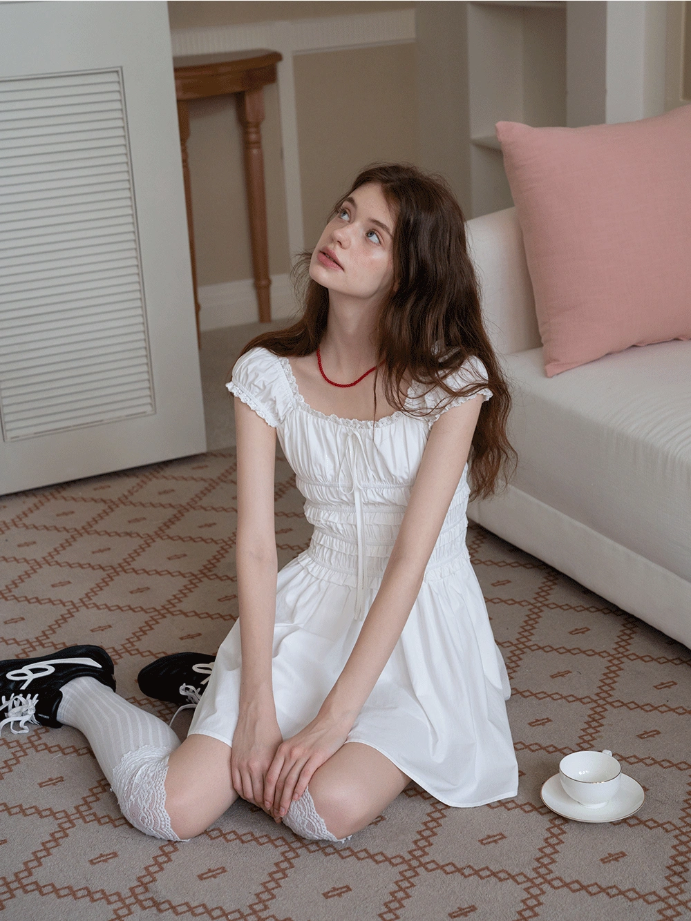 Women’s White Ruched Puff Sleeve Dress