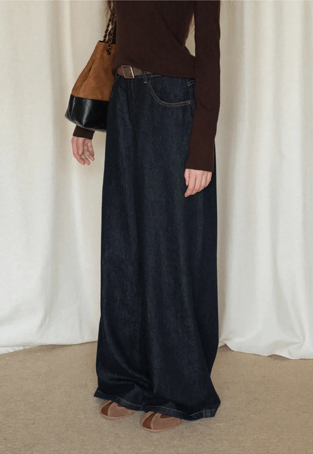 Wide-Leg Dark Wash Jeans