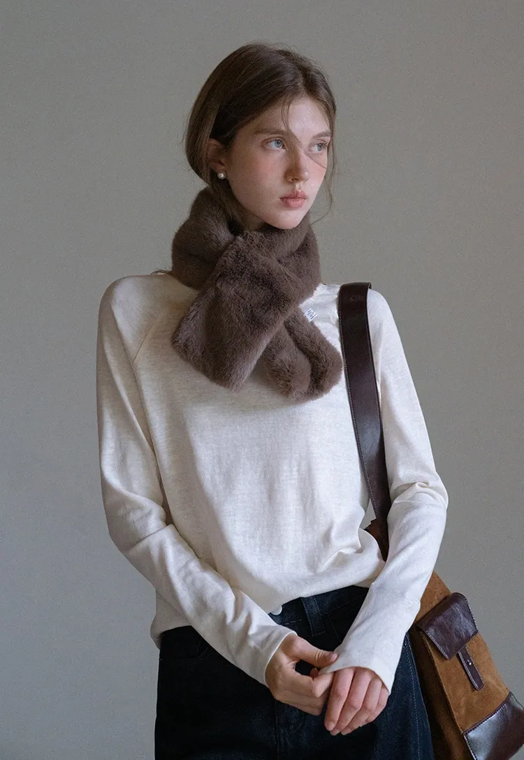 Women’s Basic Crew Neck Long Sleeve Tee