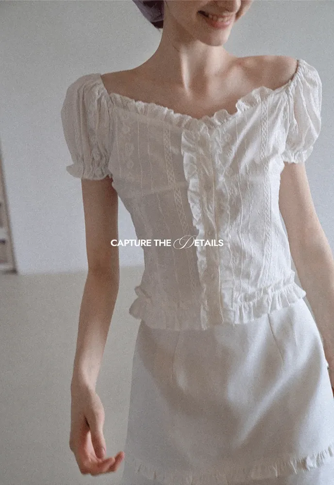 Women’s Puff Sleeve Ruffle Button Blouse