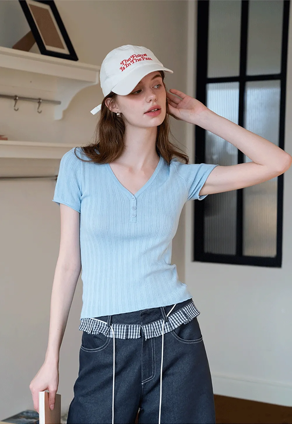 Ribbed V-Neck Buttoned Knit Top
