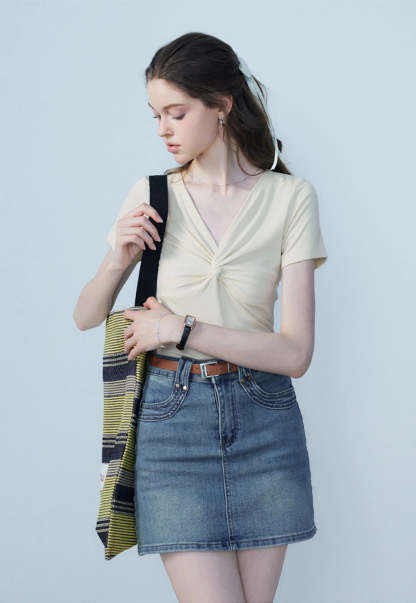 Elegant Women's V-Neck Slim Fit Knot T-Shirt - Flattering and Stylish