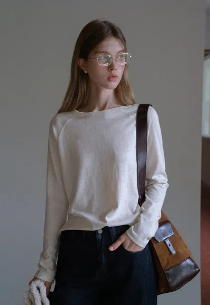 Women’s Basic Crew Neck Long Sleeve Tee