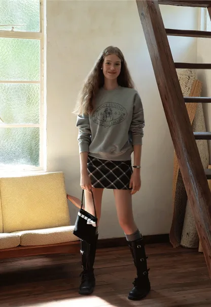 Dog Graphic Print Oversized Crew Neck Sweatshirt