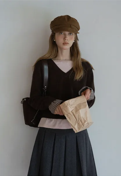 Womens V-Neck Knit Sweater