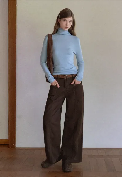 Ribbed Turtleneck Top