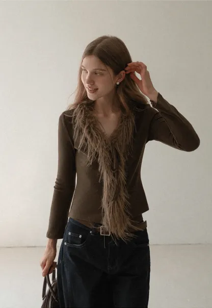 Women Faux Fur Collar Long Sleeve Knit Top