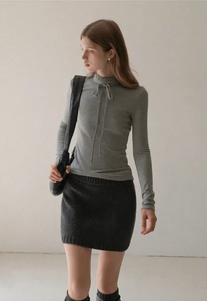 Ribbed Knit Mini Skirt