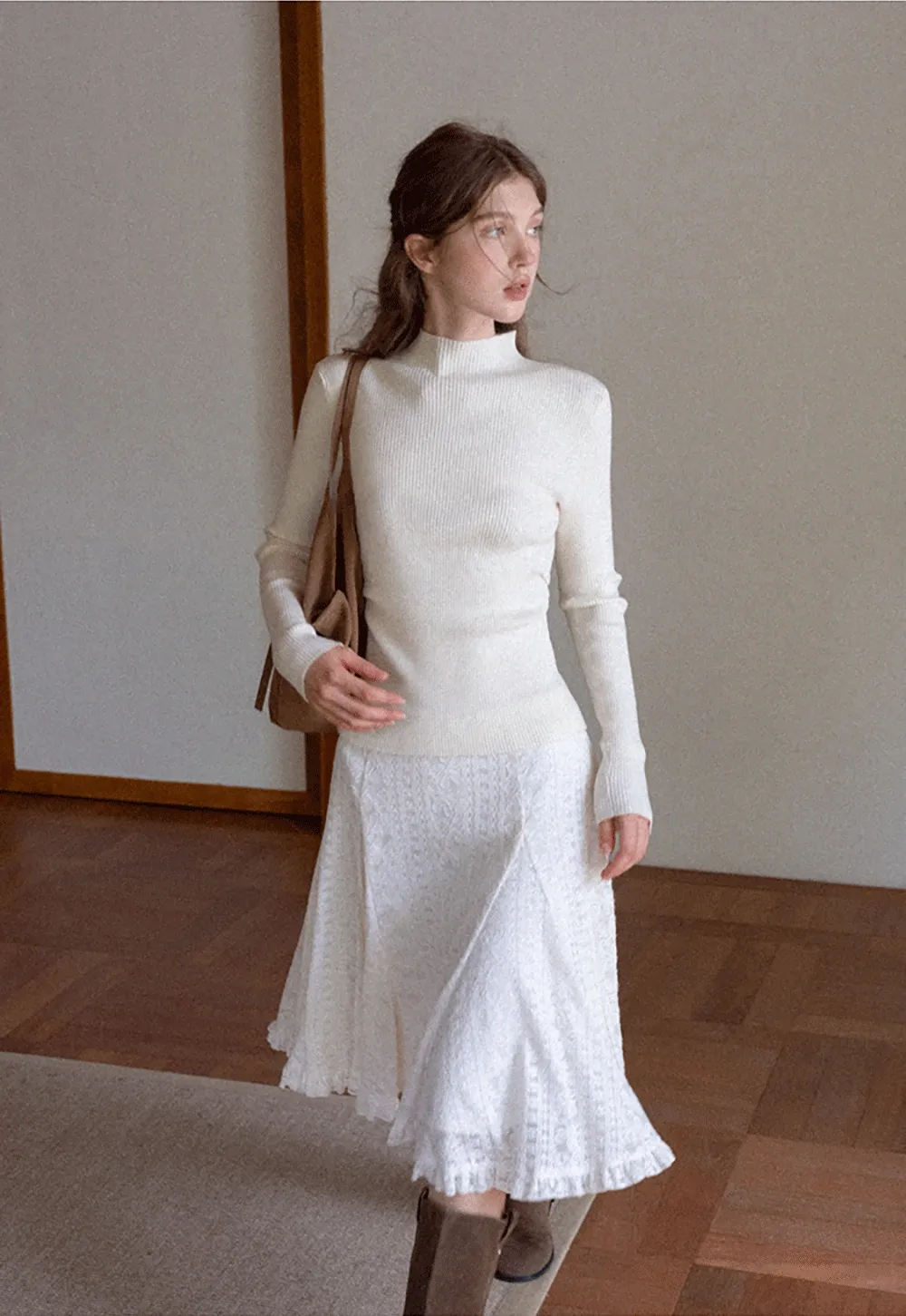 Elegant Ribbed Knit Turtleneck Sweater