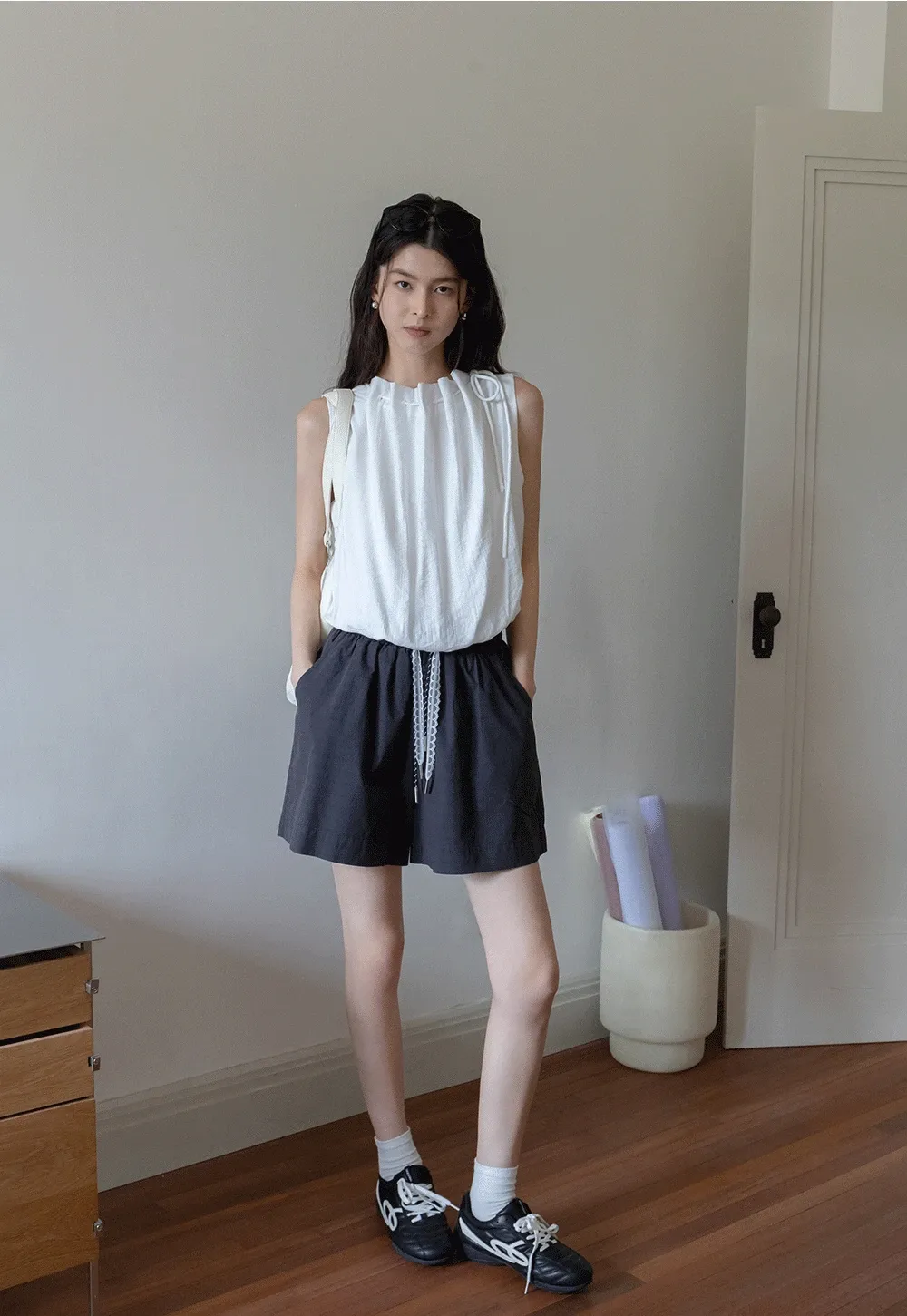 Women’s Gingham Tie-Neck Sleeveless Top