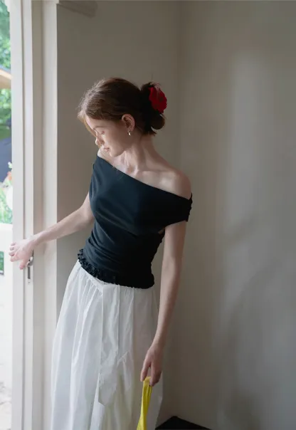 Women’s Off Shoulder Slim Fit Top
