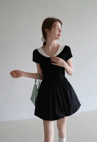 Contrast Collar Puff Sleeve Mini Dress