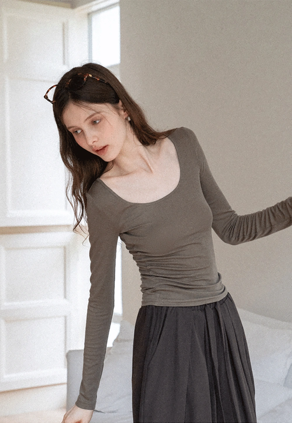 Women's Scoop-Neck Long-Sleeve Tee