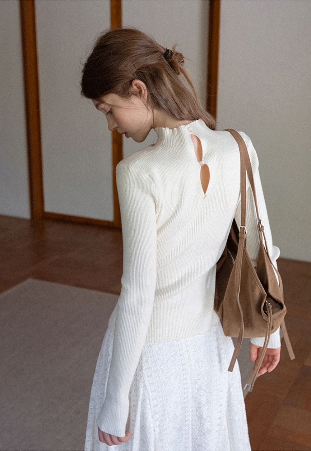 Elegant Ribbed Knit Turtleneck Sweater