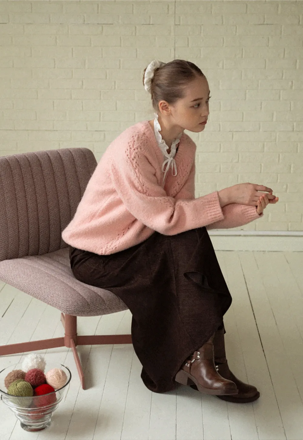 Women Soft Pink V-Neck Knit Sweater