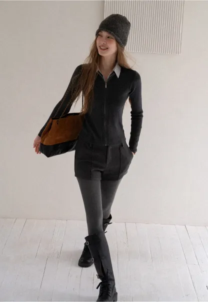 Women Elegant Pleated Shorts with Pockets High Waist