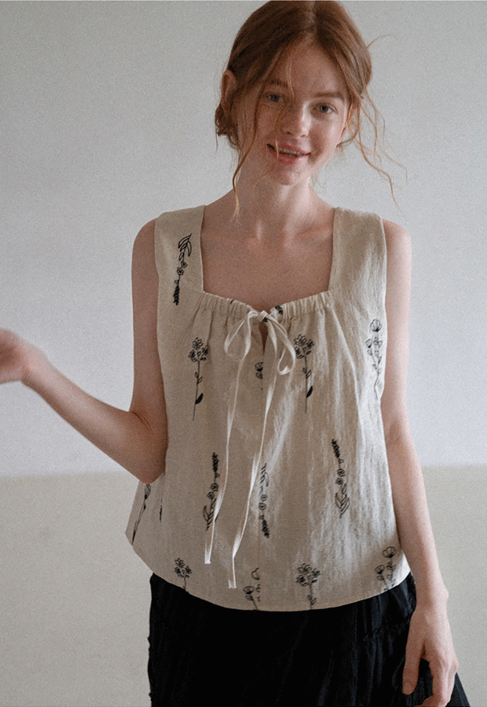 Women’s Floral Tie-Front Tank Top