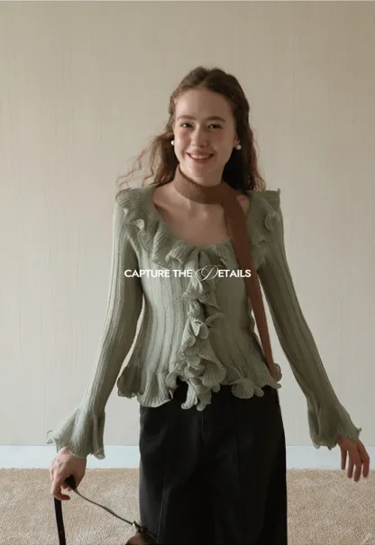 Womens Ruffle Hem Flared Sleeve Knit Top