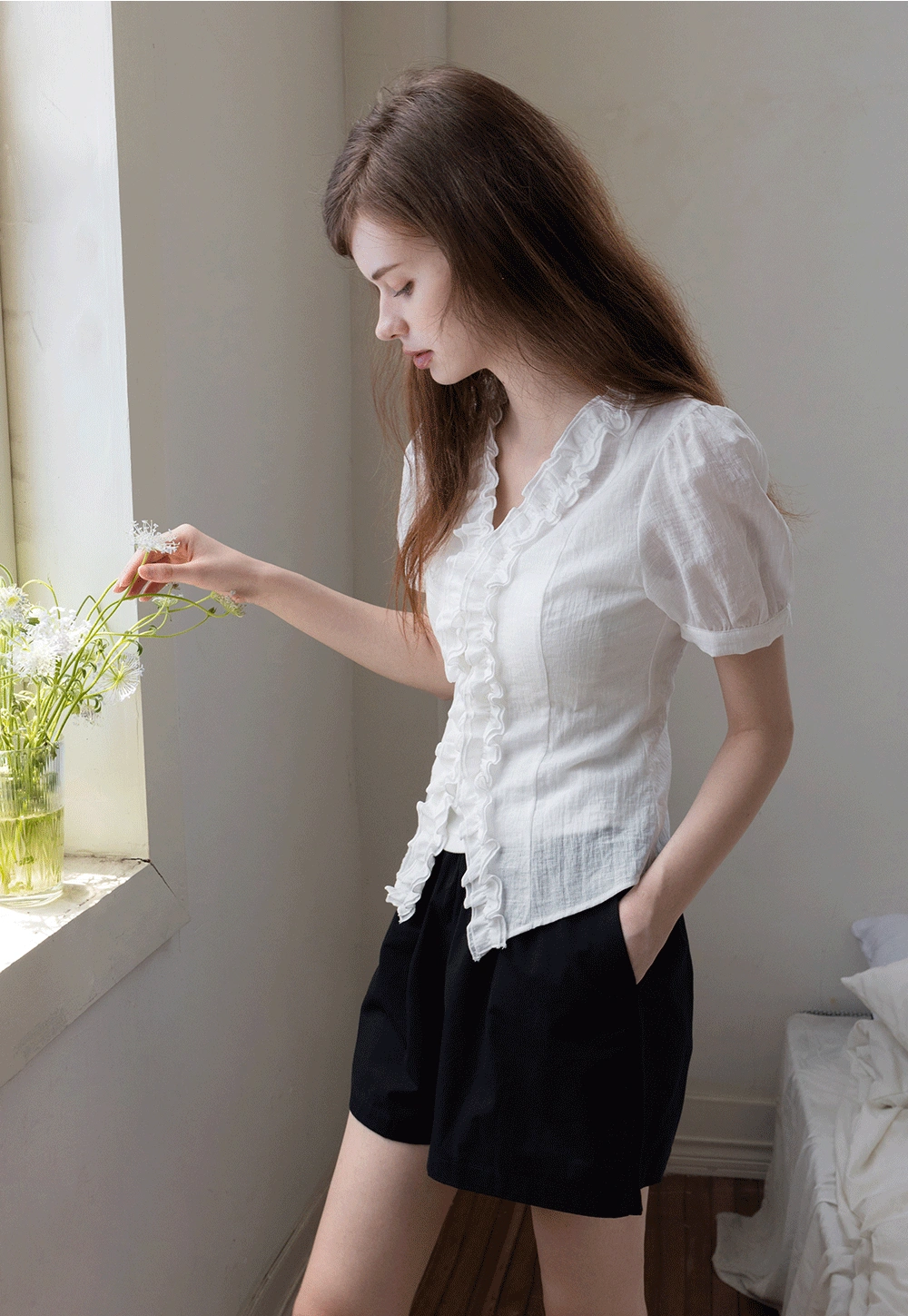 Women’s Ruffled V-neck Short Sleeve Blouse