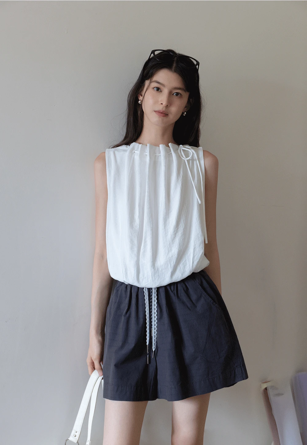 Women’s Gingham Tie-Neck Sleeveless Top