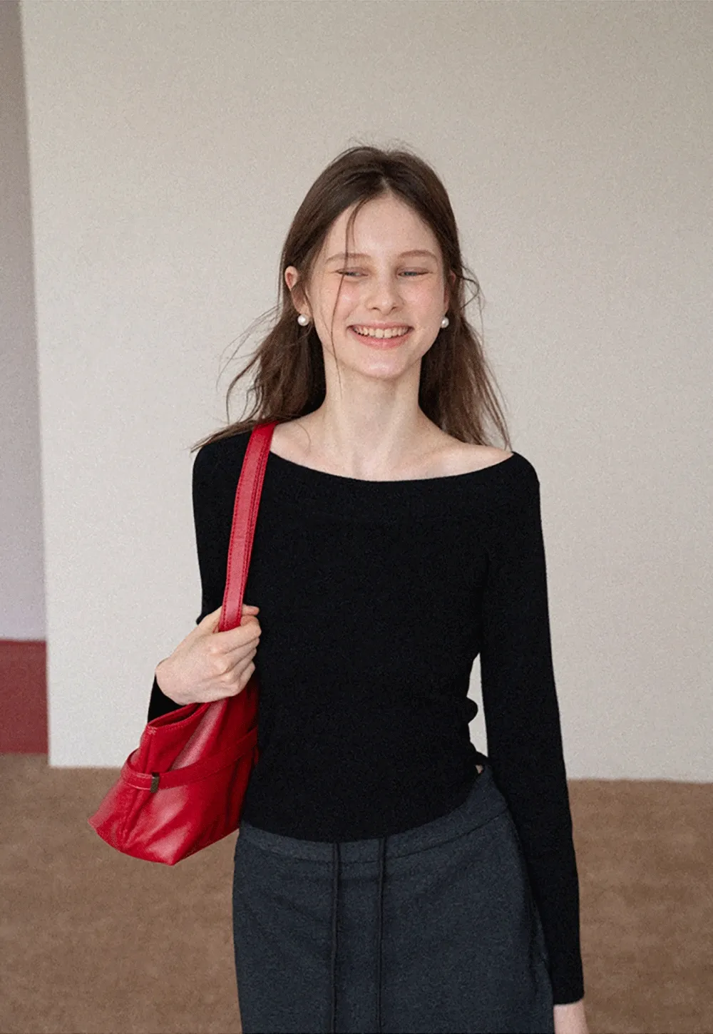 Women's Off-Shoulder Ribbed Knit Top