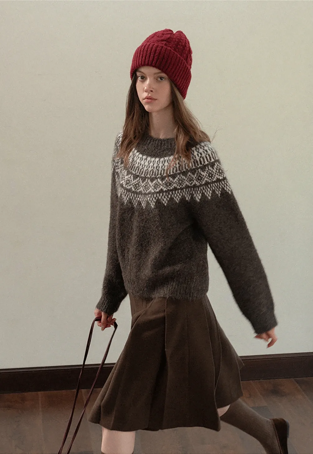 Women’s High-Waisted Pleated Skirt in Brown